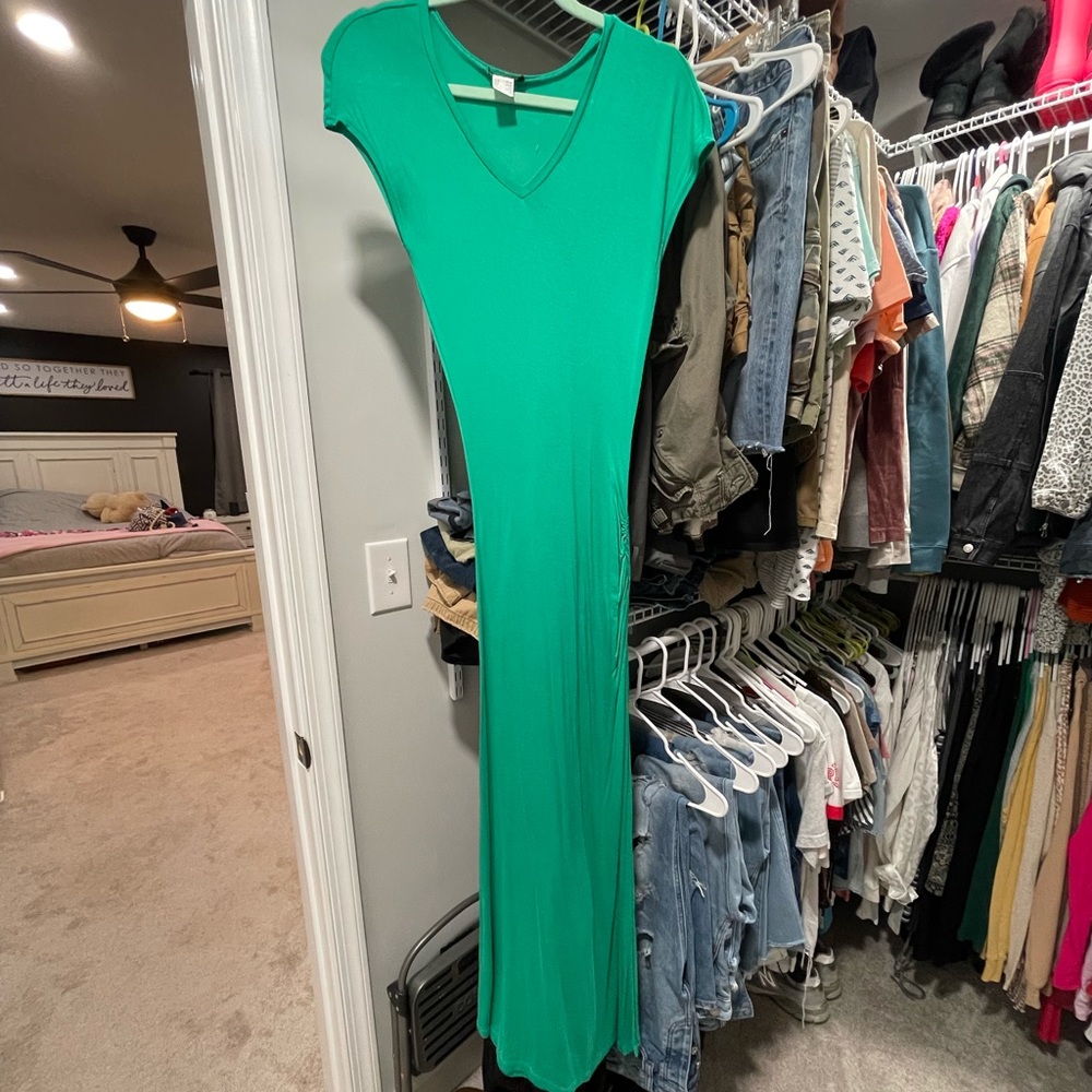 Green maxi dress
